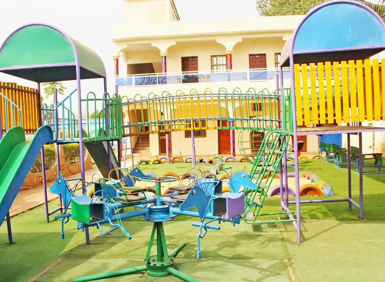 Hotel Ganiela Kpalime Bagian luar foto