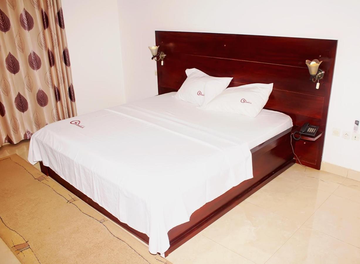 Hotel Ganiela Kpalime Bagian luar foto