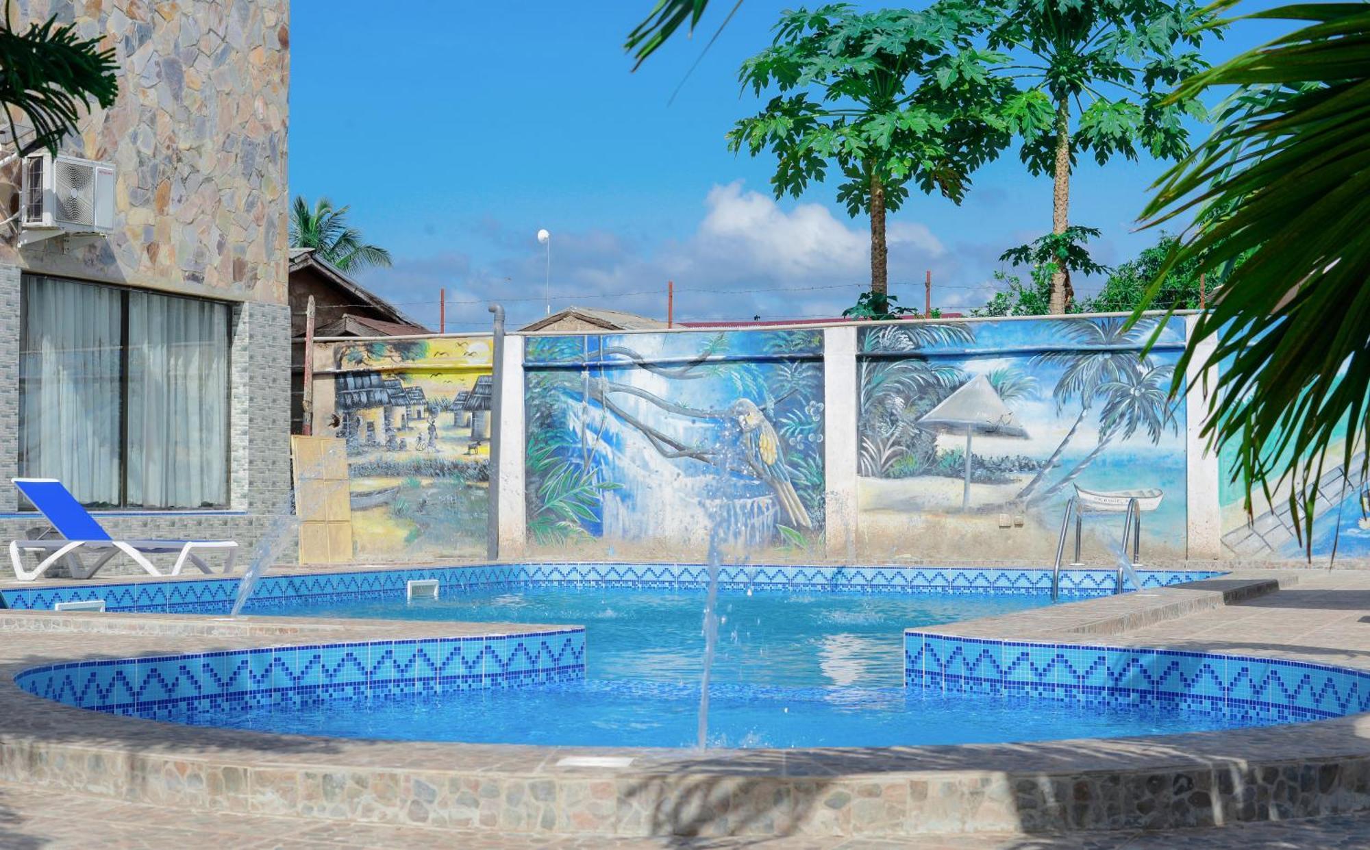 Hotel Ganiela Kpalime Bagian luar foto