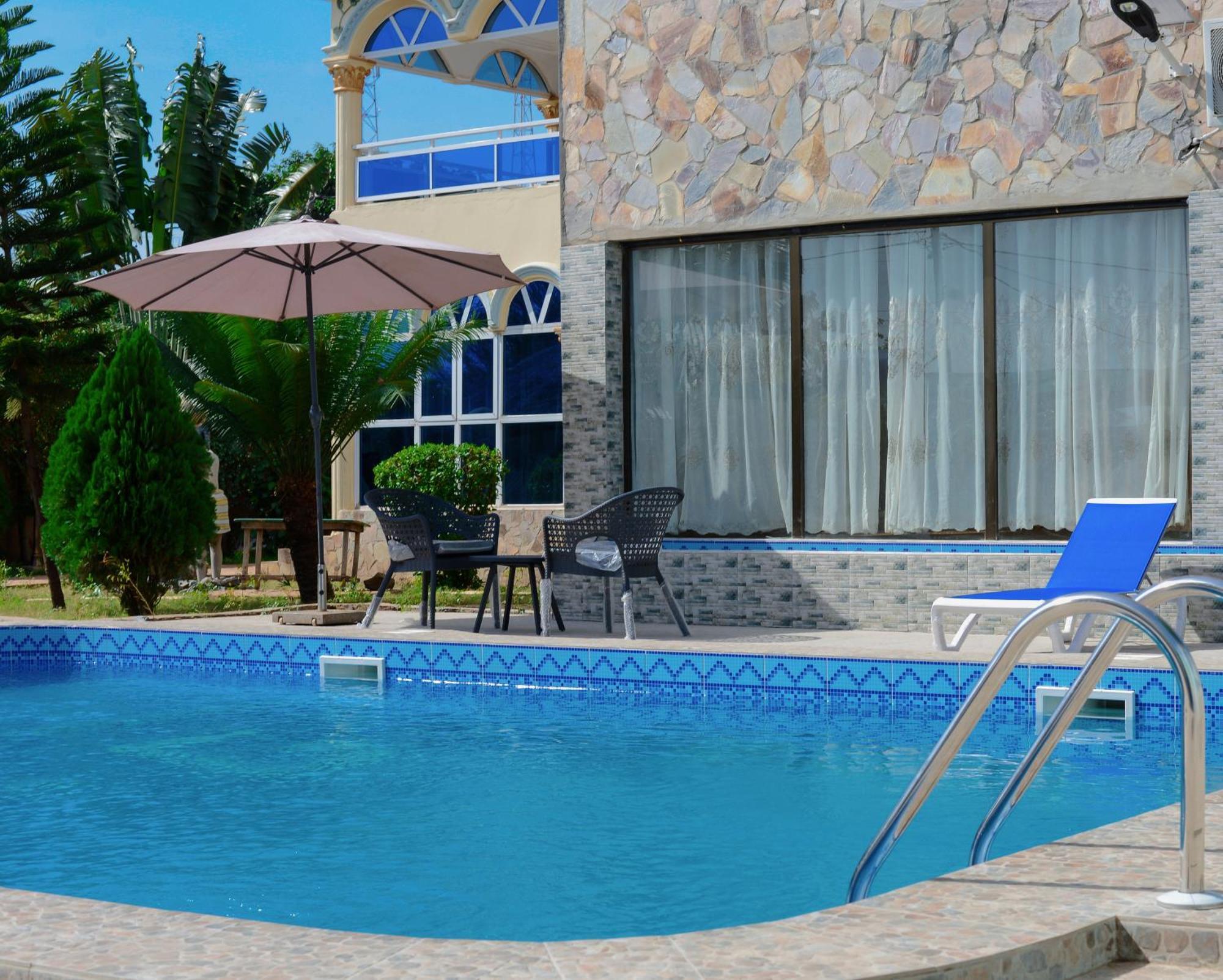 Hotel Ganiela Kpalime Bagian luar foto